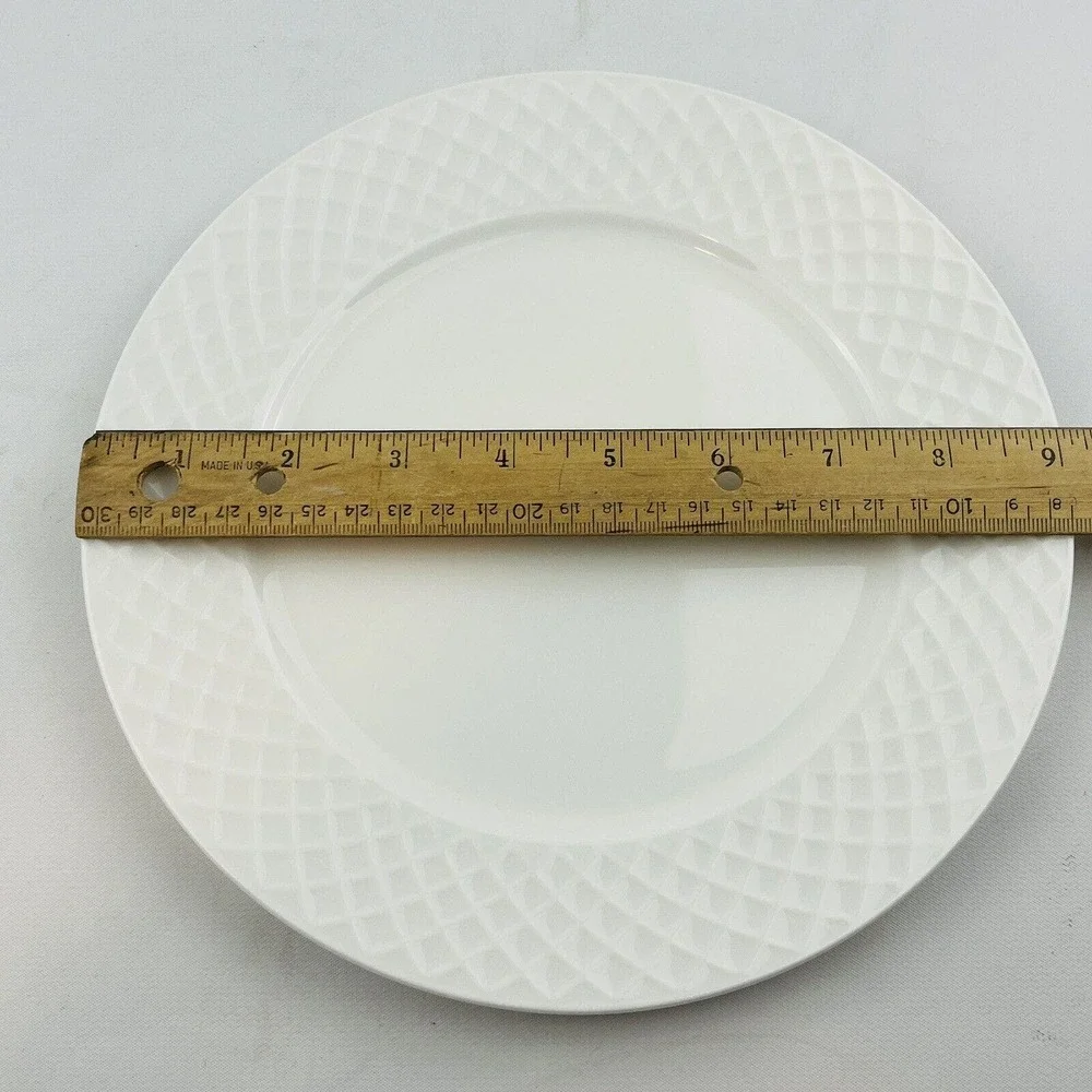 Mikasa‎ Trellis White Salad Plate 9